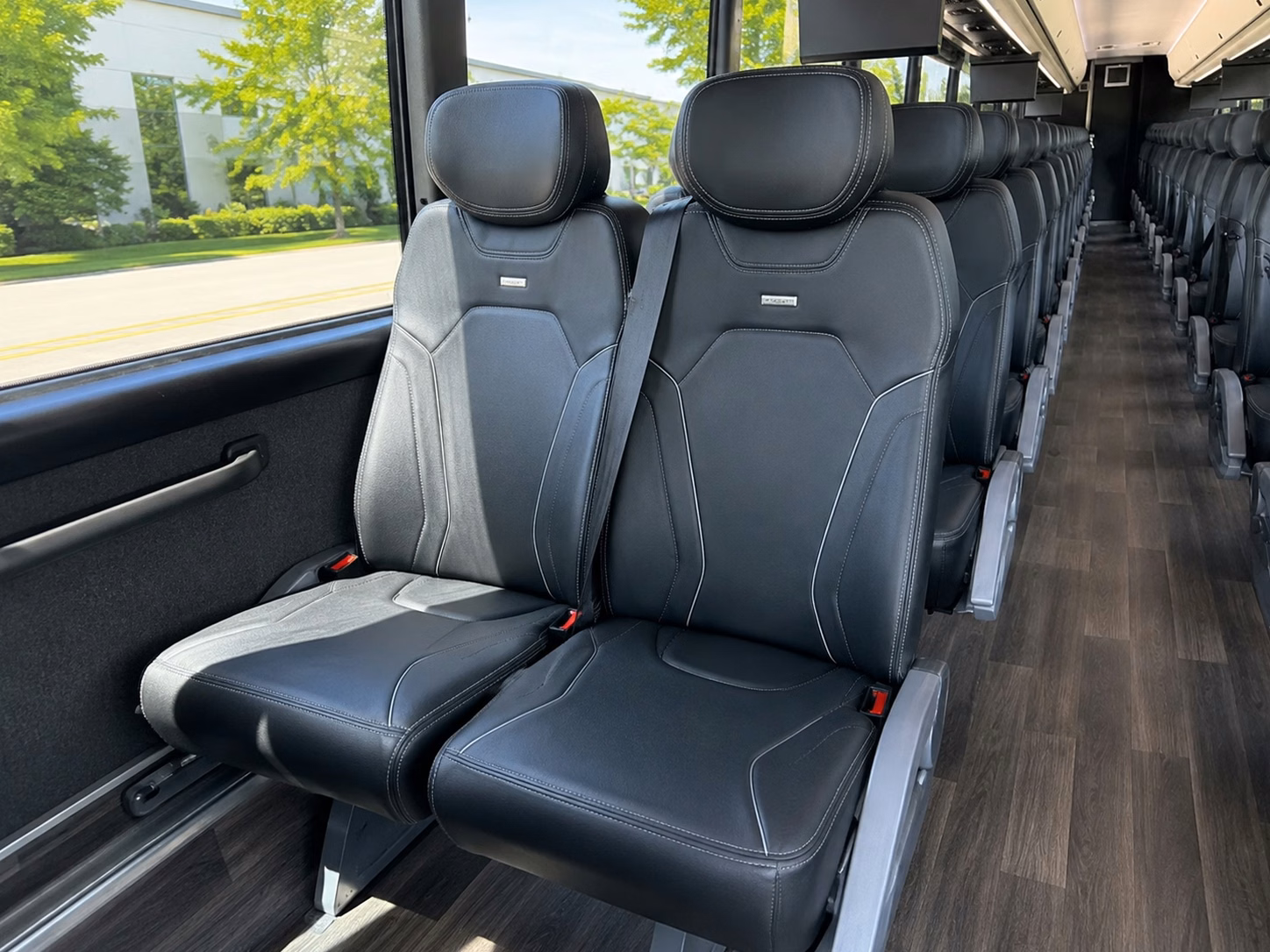 hotel pickup shuttles that keep your out of town guests on schedule