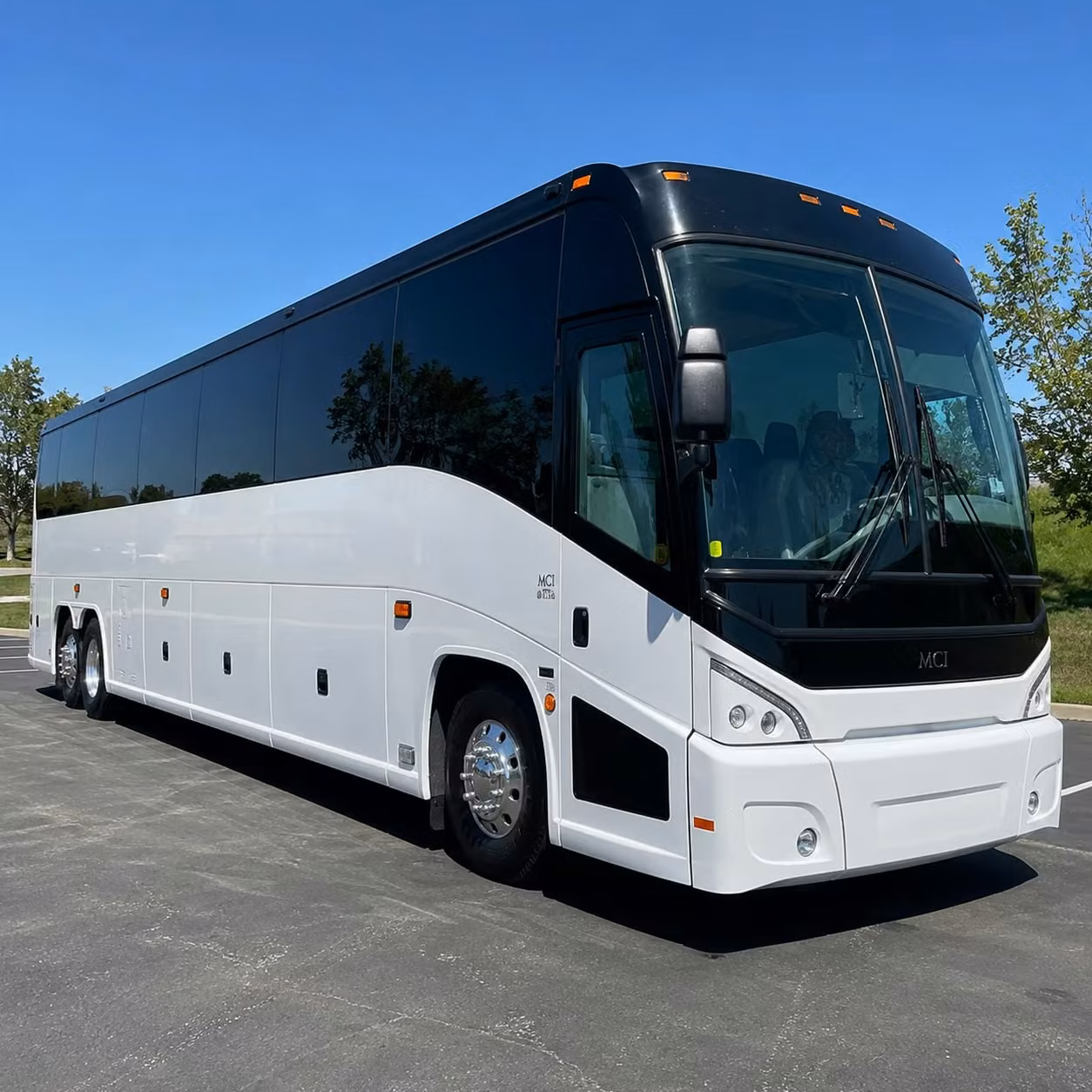 shuttle your yale university and yale new haven hospital teams without the headache