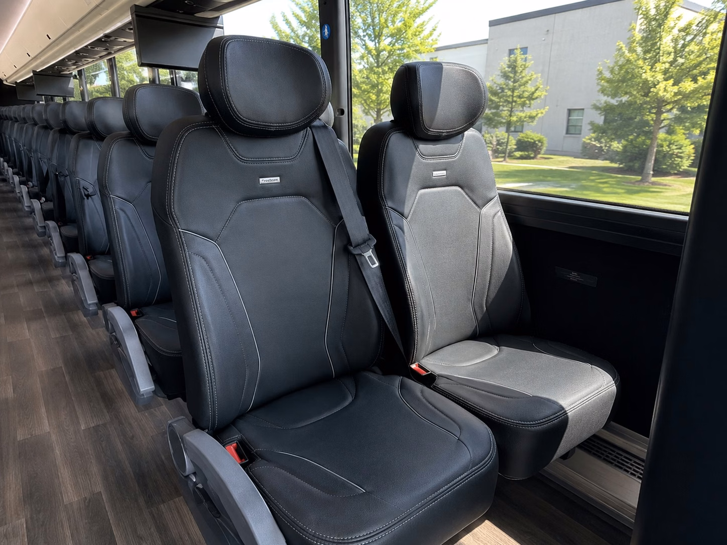 wedding transportation in new haven and all the surrounding areas